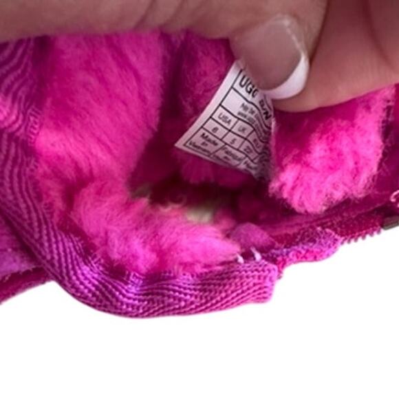 "UGG" BABY GIRL Pink Suede Lined Booties SZ 6 Mean Girls Fuzzy Lace Up Warm Boot - Picture 6 of 8